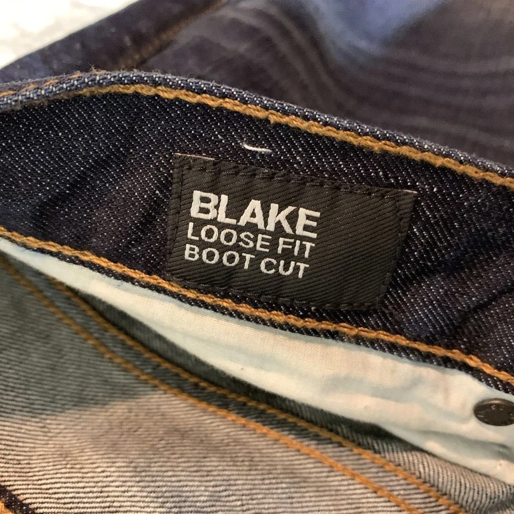 Express Men Blake Loose Fit Bootcut Dark Wash Mid Rise Denim Jeans 37x32*
